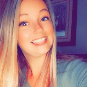 Meet your Posher, Lindsey